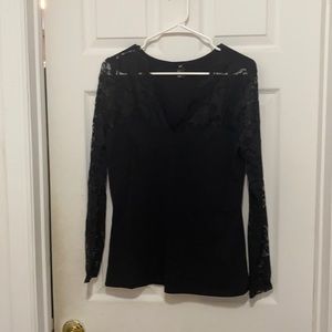 Long sleeve lace v-neck